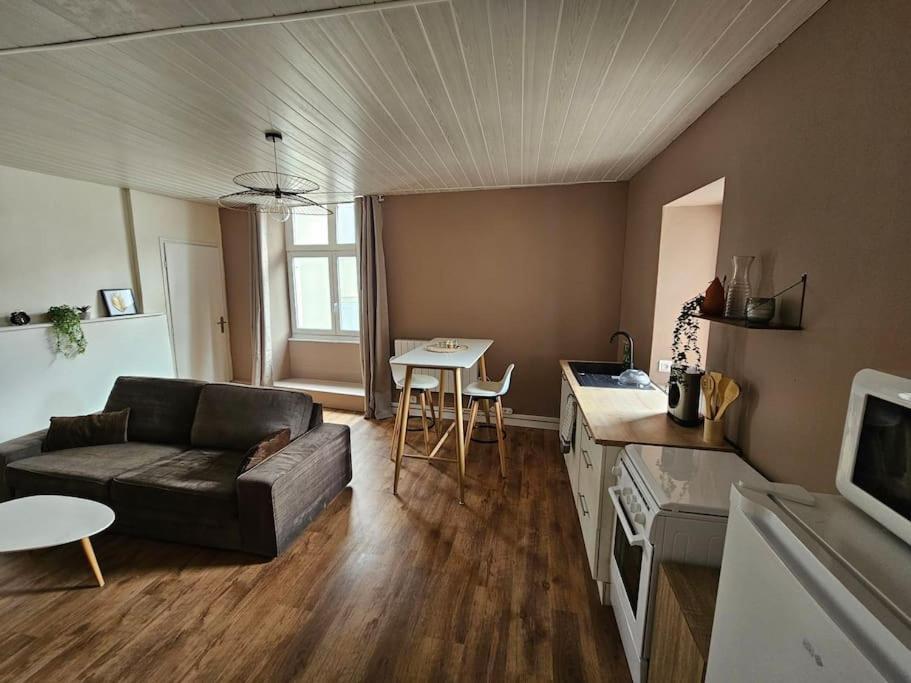 Studio Au Centre-Ville Baume-les-Dames Esterno foto